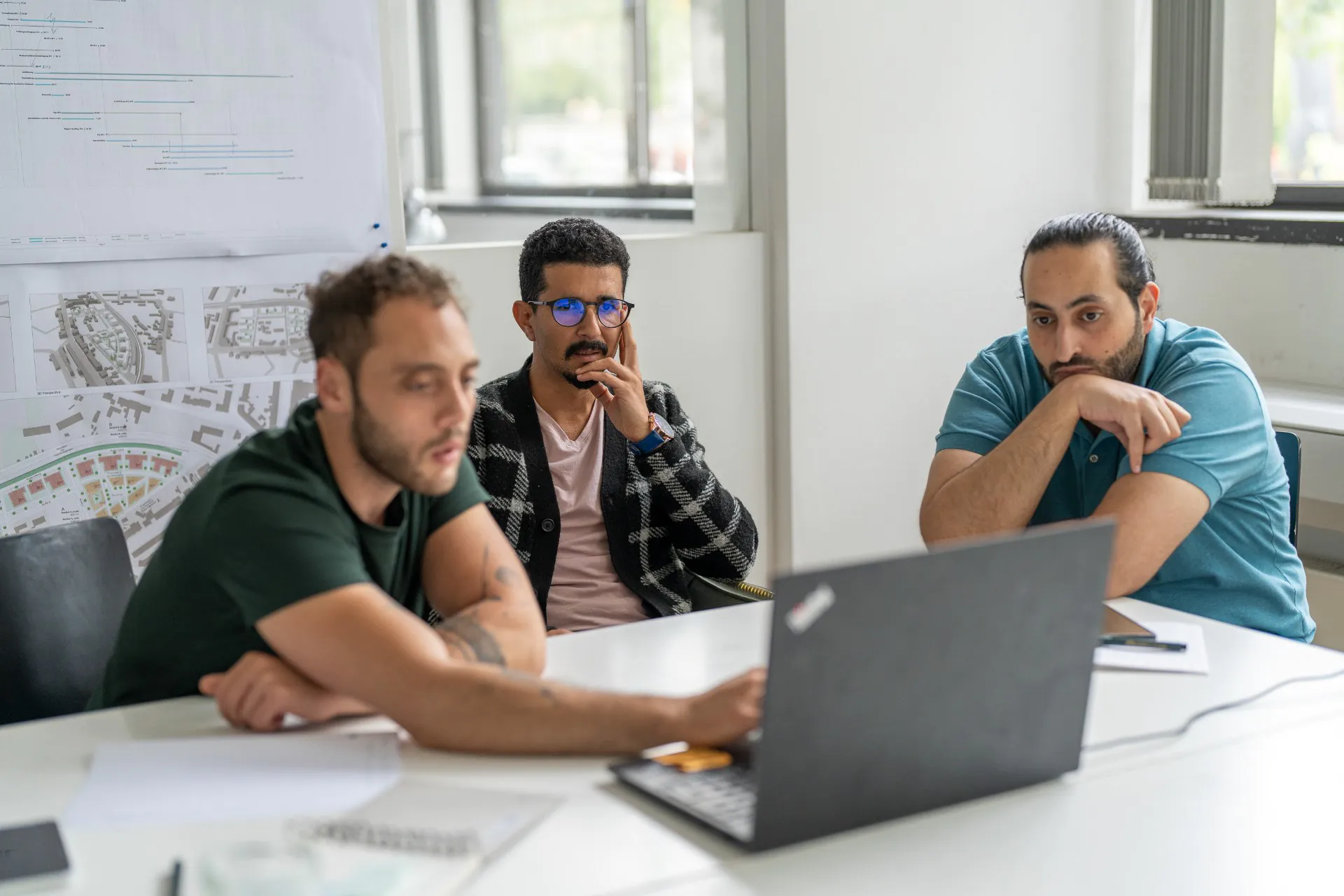 Team_02_KR454_Box_02148_2000