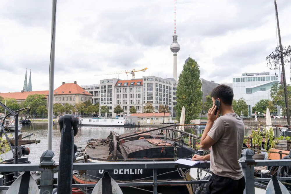 Team_11_KR454_Box_02674_2000